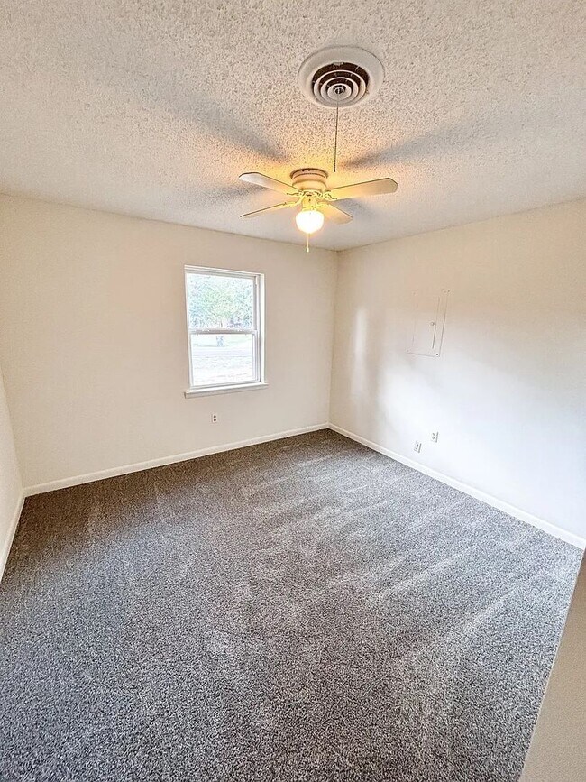 Foto del edificio - 301 Thacker Loop