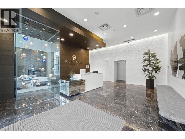 Building Photo - 5233 Gilbert Rd.