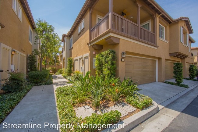 Building Photo - 3 br, 2.5 bath House - 33 Bellevue