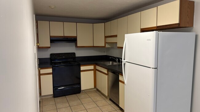 Foto del edificio - 189 Littleton Rd