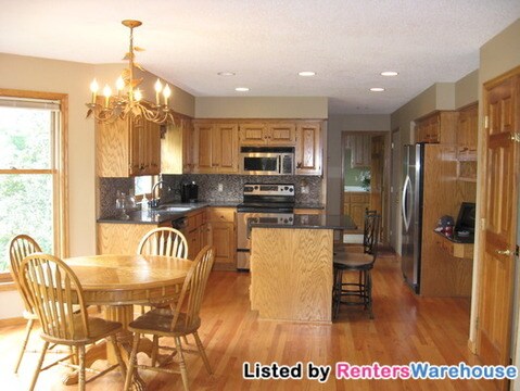 Building Photo - 21055 Floral Bay Dr N