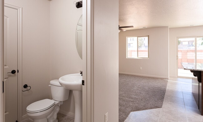 Foto del edificio - 3 Bedroom Townhome in The Cottages at Foss...