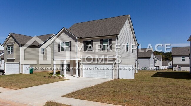 Building Photo - 207 W L Miller Dr