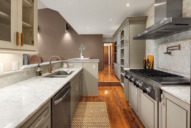 Photo - 7215 175th St SW House