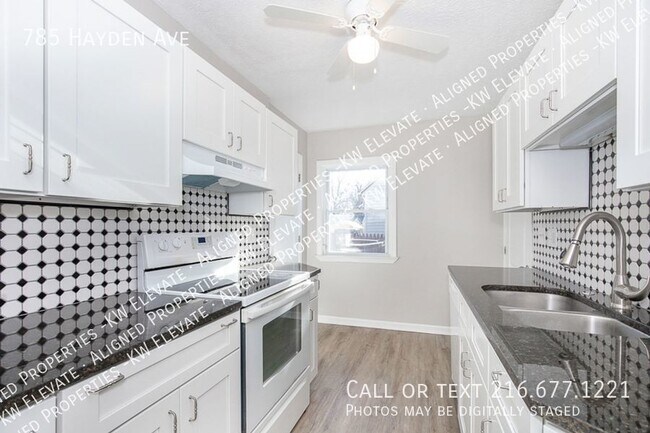 Foto del edificio - 785 Hayden Ave