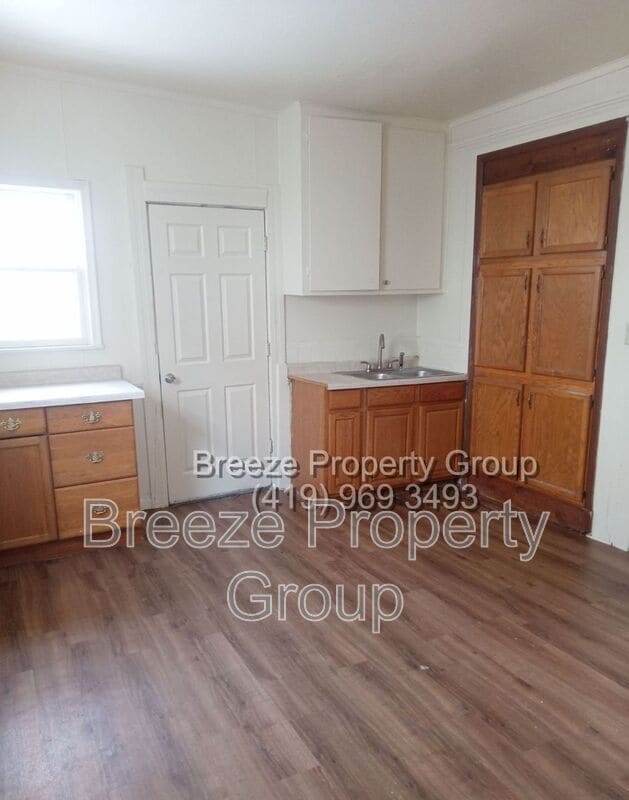 Foto del edificio - 323 Champion St