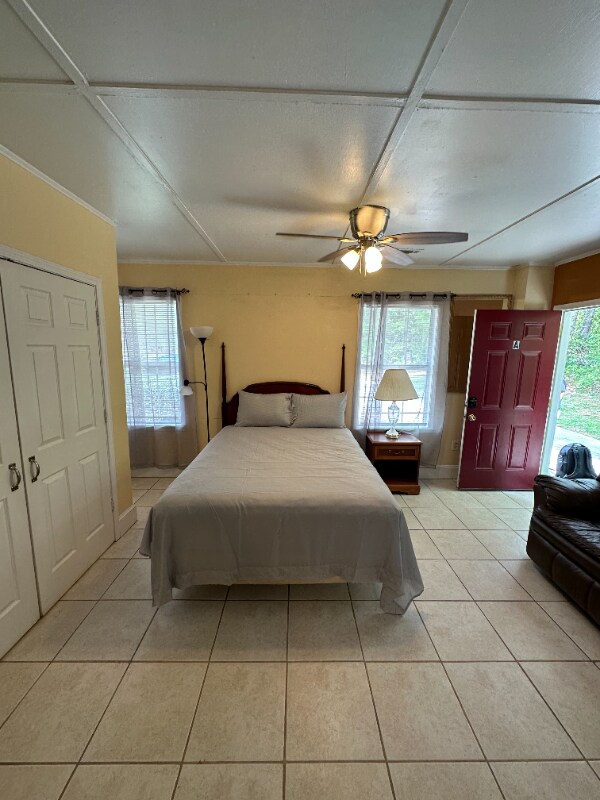 Foto del edificio - 5225 Covington Hwy