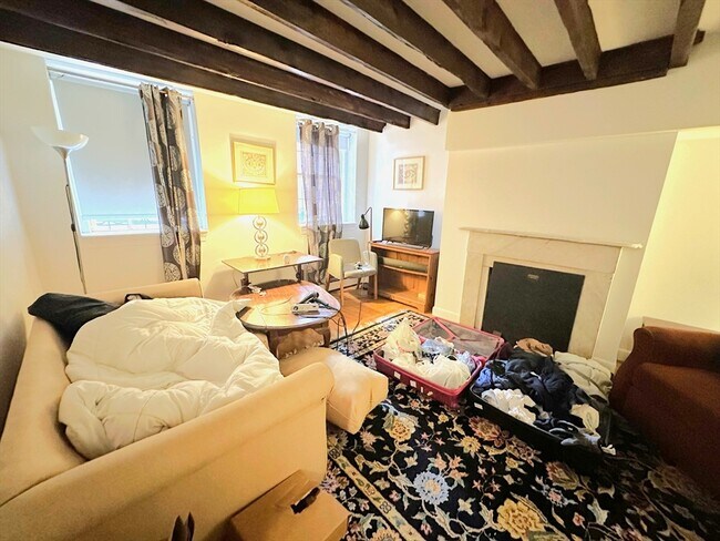 Foto del edificio - 85 Revere St