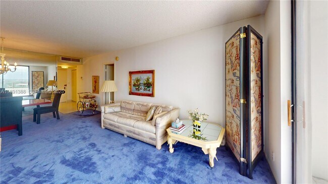 Foto del edificio - 600 Three Islands Boulevard