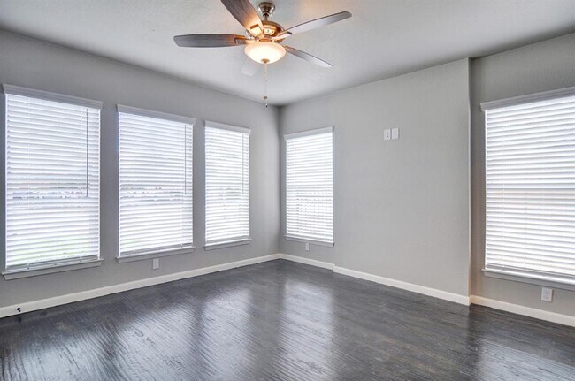 Foto del edificio - 3009 Hemphill St