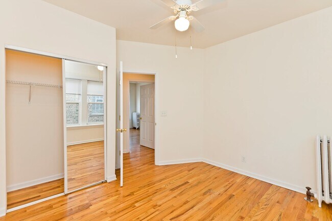 Foto del edificio - 1836 W Lawrence Ave