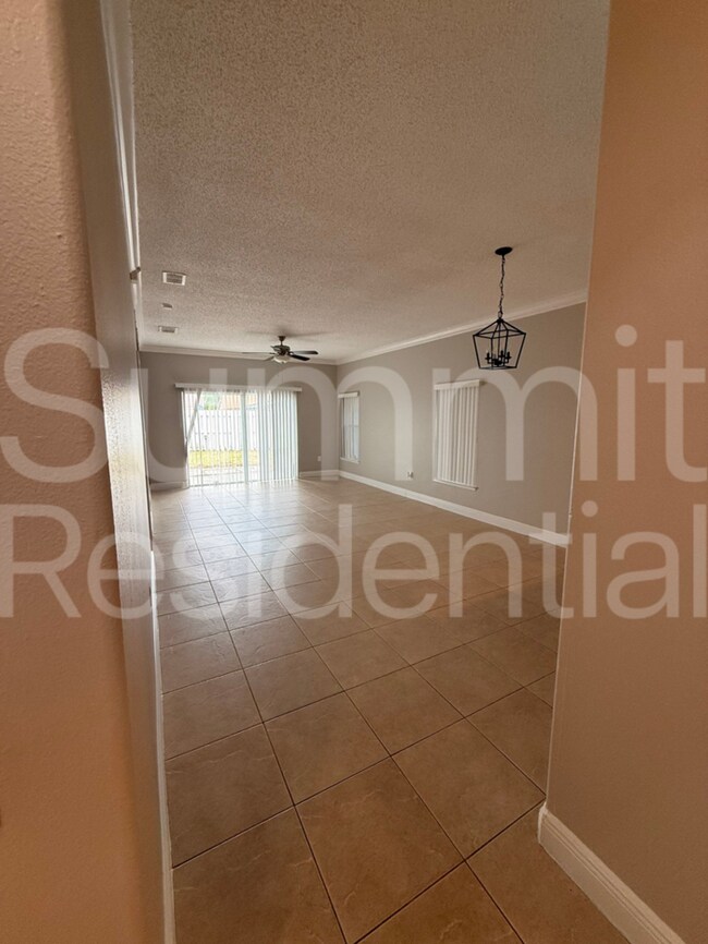 Foto del edificio - 14417 Jasmine Glen Dr