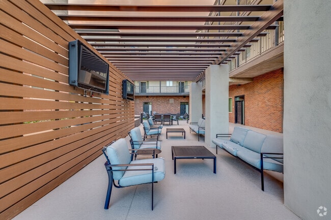 Courtyard - The Fredrick