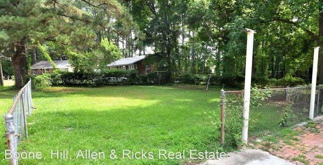 Building Photo - 3 br, 1 bath House - 420 Kingston Avenue