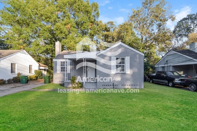 Foto del edificio - 211 Bradley Dr