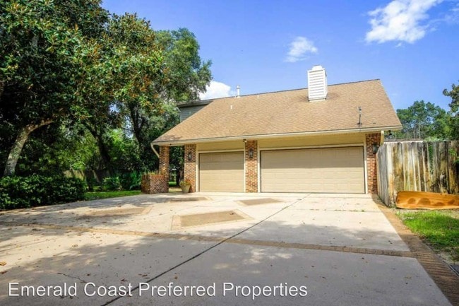 Building Photo - 491 Parish Blvd