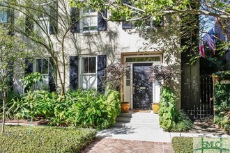 Building Photo - 519 Tattnall St