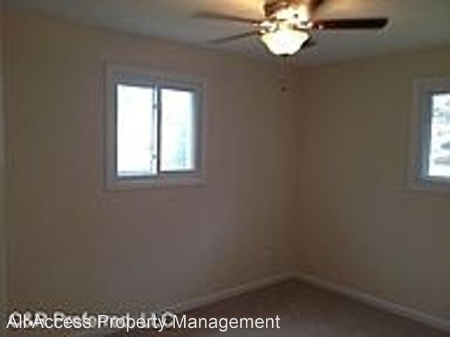 Building Photo - 3 br, 1.5 bath House - 600 McLean Street