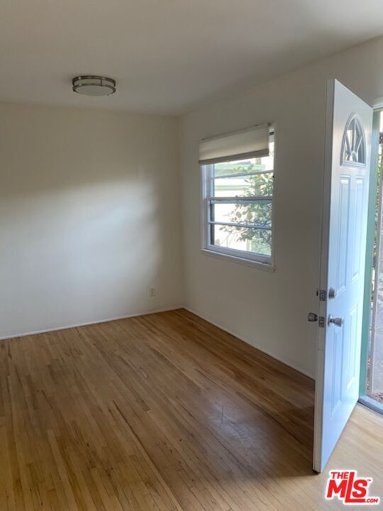 Building Photo - 2078 S Carmelina Ave