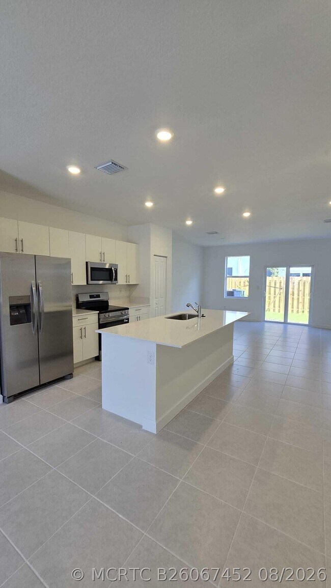 Foto del edificio - 1124 SW 3rd St