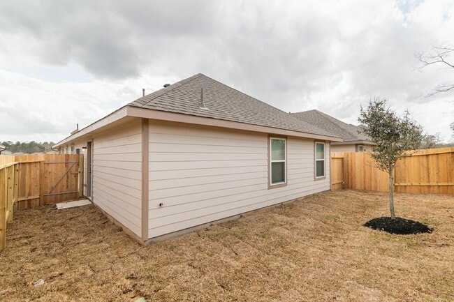 Building Photo - 3285 East Chunk Dr