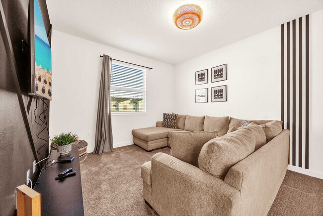 Foto del edificio - 4330 Rhyme St