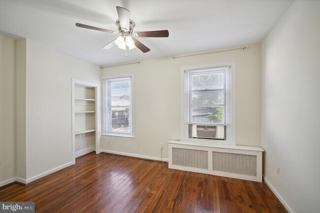 Building Photo - 100 Ripka St
