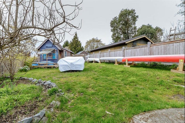 Building Photo - 639 Prideaux St