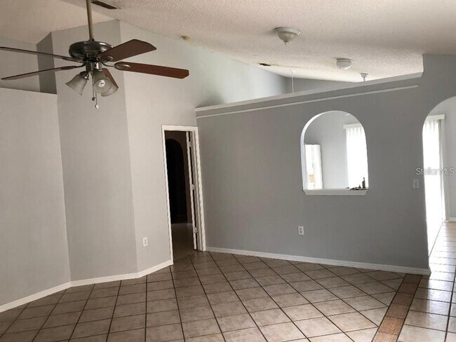 Foto del edificio - 12924 Odyssey Lake Way