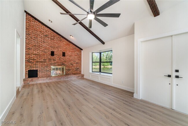 Foto del edificio - 11590 Fox Hill Rd