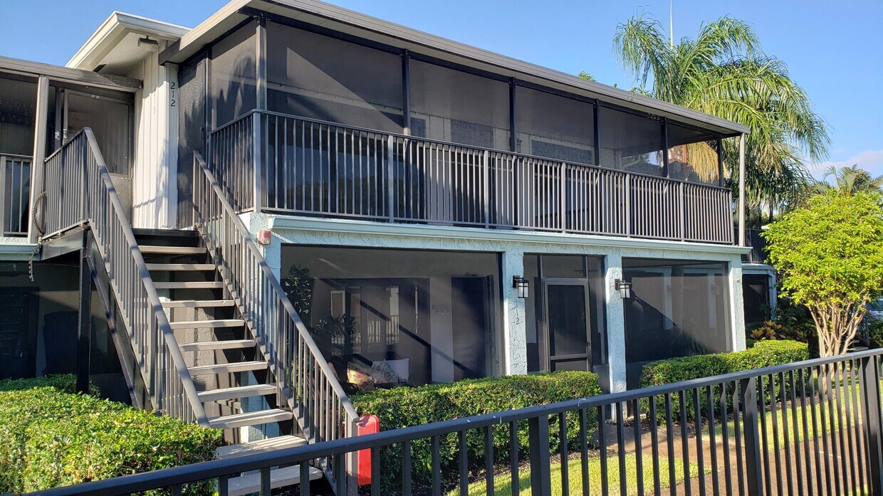Primary Photo - 2920 Florida 212 Blvd