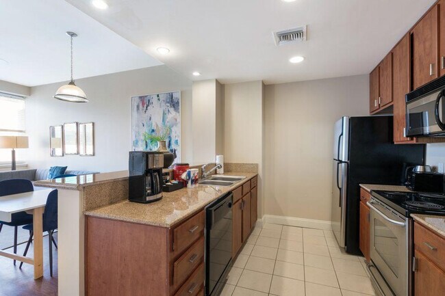 Foto del edificio - 925 Common St