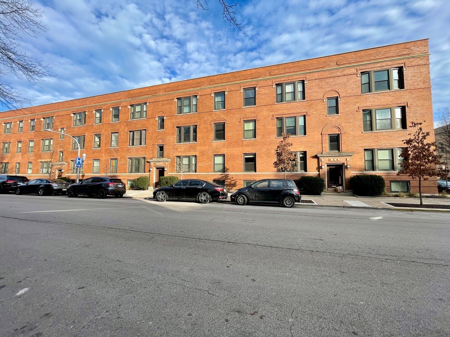 2941 N Sheffield Ave, Chicago, IL 60657 - House Rental in Chicago, IL ...