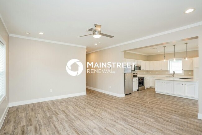 Foto del edificio - 4 Bedroom Pet-Friendly Home in Houston, TX...