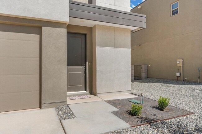 Foto del edificio - 5643 Link Pl NE