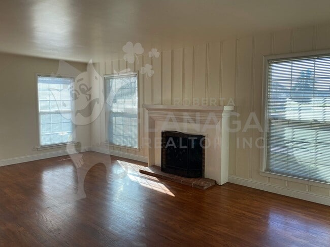 Photo - 2 Bedroom/ 1 Bathroom home.