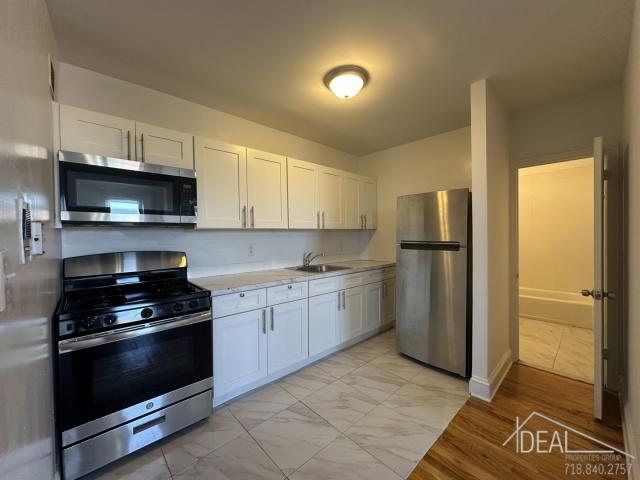 Foto del edificio - 2 bedroom in brooklyn NY 11238