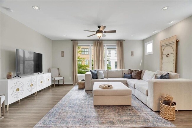 Building Photo - 775 Hamilton Cir SE