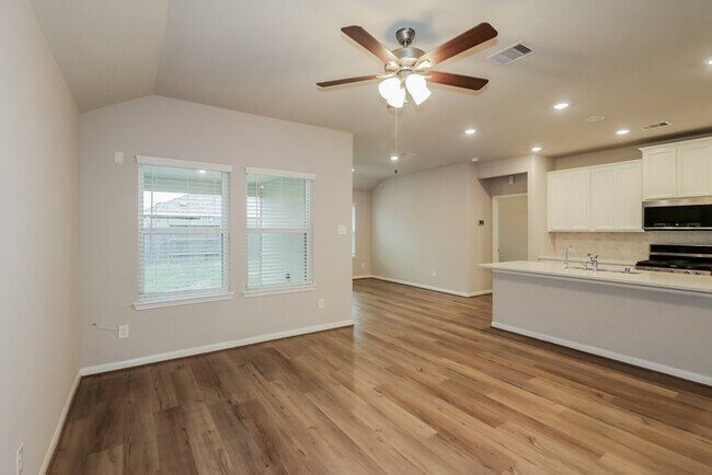 Foto del edificio - 1022 Modesto Dr