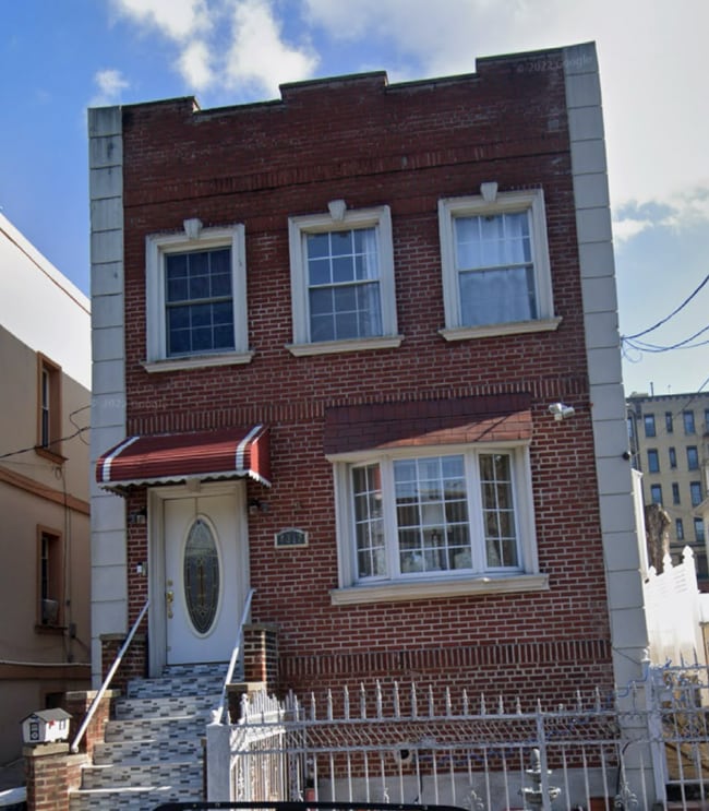 Foto del edificio - 4312 Carpenter Ave