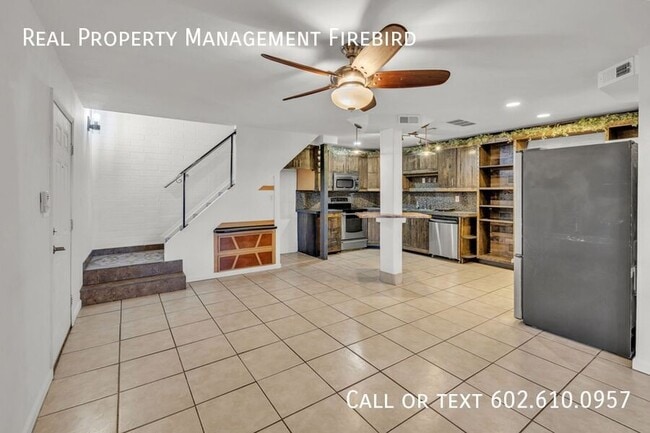 Foto del edificio - 4439 E Wood St