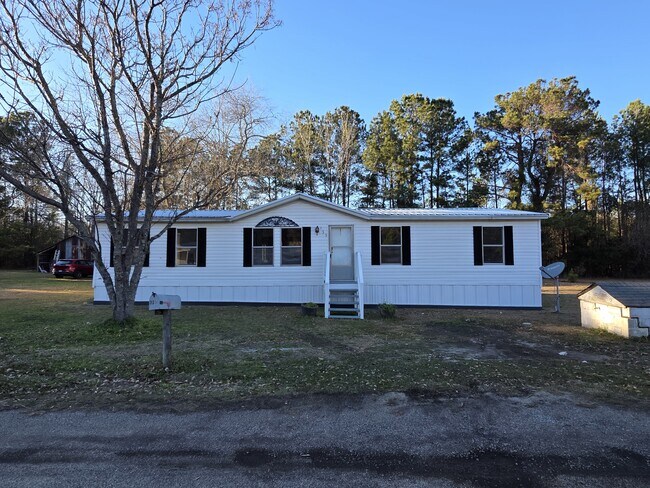 Building Photo - 135 Buckeye Ct