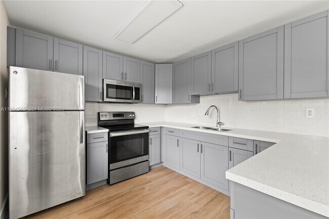 Foto del edificio - 6121 SW 40th Ct