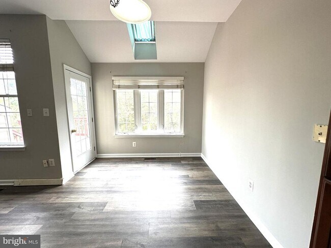 Foto del edificio - 22609 Welborne Manor Square