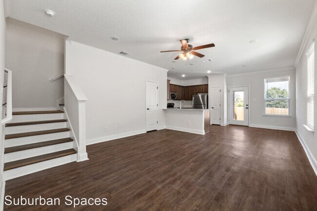 Building Photo - 3 br, 2.5 bath House - 10327 Lynwood Creek...