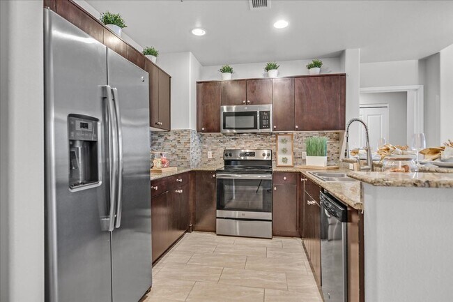 Building Photo - Gorgeous Condo at One Las Vegas!