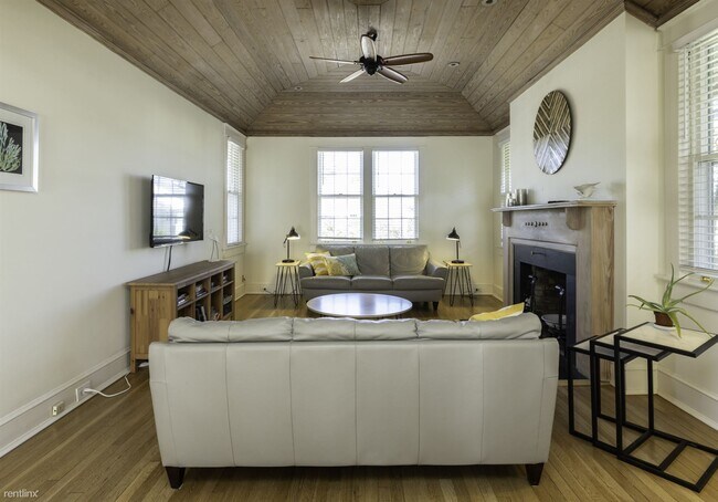 Foto del edificio - 2 br, 2.5 bath Duplex - 318 27th Street Sa...