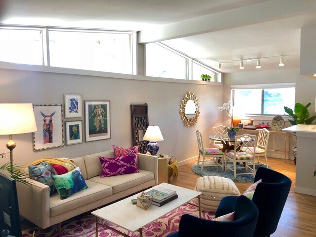 Foto del edificio - 4326 Cole Ave