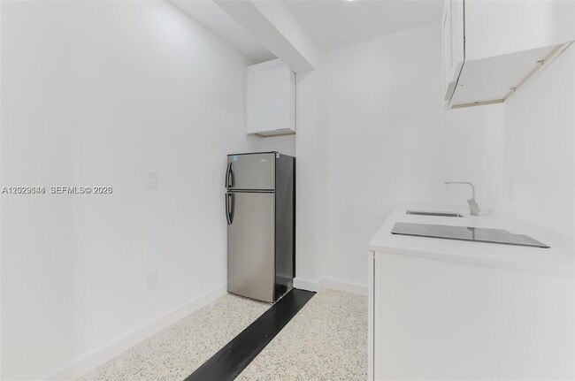 Photo - 415 75th St Apartment