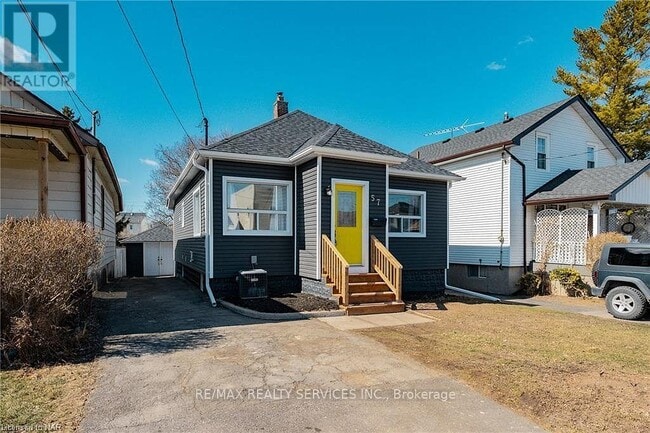 Building Photo - 57 Margery Rd